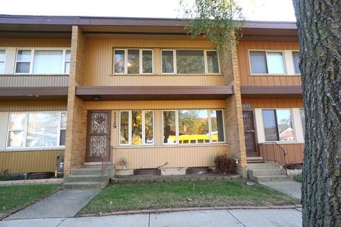 1729 E 74th St, Chicago, IL 60649 photo 1