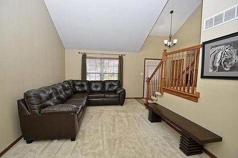 1212 Bluejay Ln, Plainfield, IL 60586 photo 3