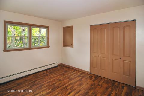 69 E Quincy St, Riverside, IL 60546 photo 8