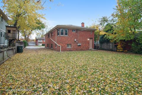 69 E Quincy St, Riverside, IL 60546 photo 16