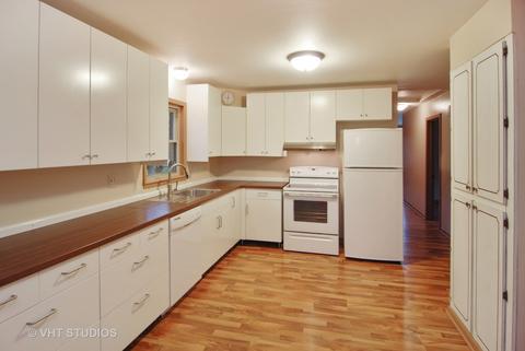 69 E Quincy St, Riverside, IL 60546 photo 4