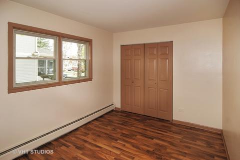 69 E Quincy St, Riverside, IL 60546 photo 10