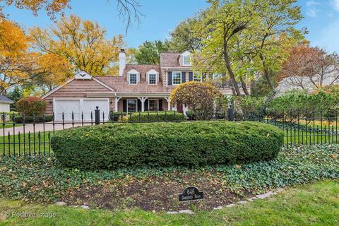 646 Gregford Rd, Burr Ridge, IL 60527 photo 3