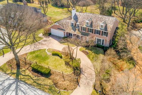 646 Gregford Rd, Burr Ridge, IL 60527 photo 4