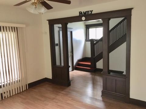 664 S Myrtle Ave, Kankakee, IL 60901 photo 2