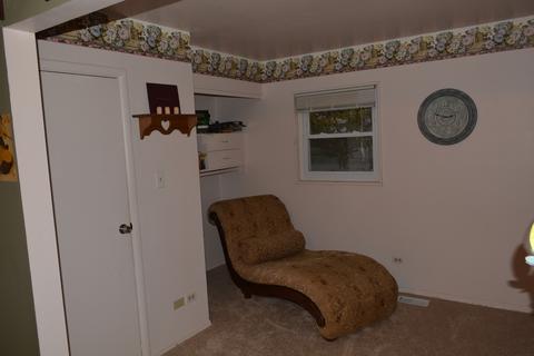 635 Olive St, Hoffman Estates, IL 60169 photo 13