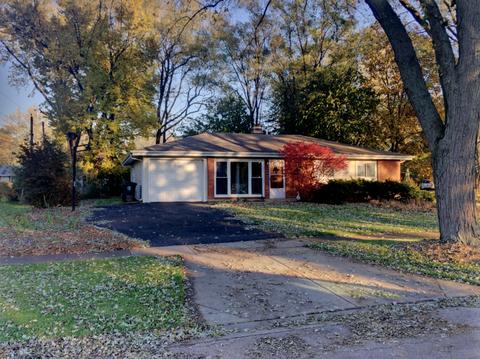 635 Olive St, Hoffman Estates, IL 60169 photo 3