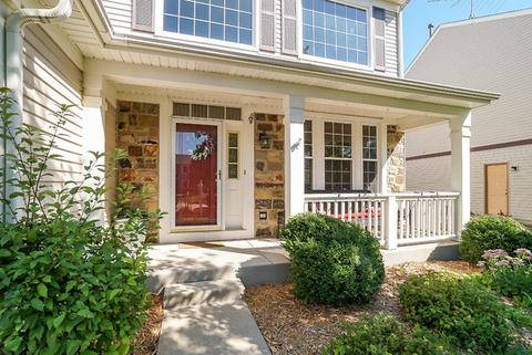 2410 Baldwin Ct, Aurora, IL 60503 photo 2