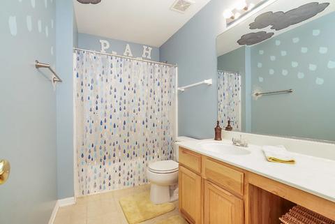 2410 Baldwin Ct, Aurora, IL 60503 photo 13