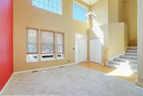 2410 Baldwin Ct, Aurora, IL 60503 photo 3
