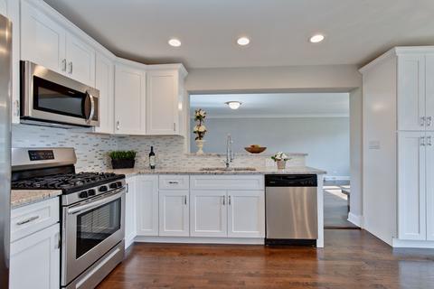 978 Everett Ave, Des Plaines, IL 60018 photo 11