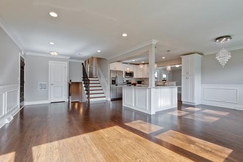 978 Everett Ave, Des Plaines, IL 60018 photo 3
