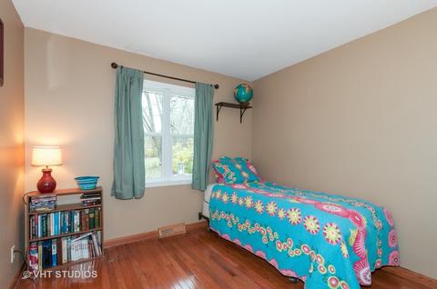 313 Oakcrest Rd, Cary, IL 60013 photo 9