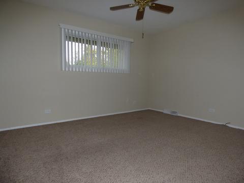 1709 E Seminole Ln, Mount Prospect, IL 60056 photo 8