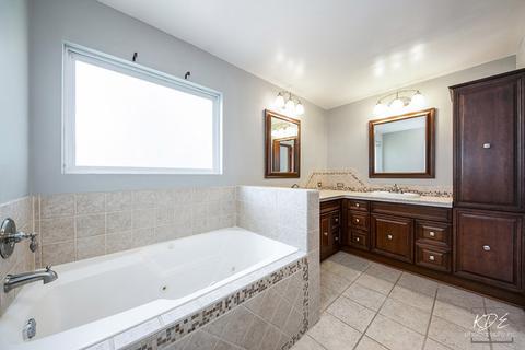 912 Teasel Ln, Aurora, IL 60504 photo 20