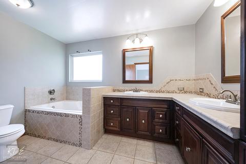 912 Teasel Ln, Aurora, IL 60504 photo 19