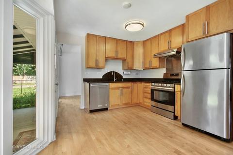 3211 Maple Leaf Dr, Glenview, IL 60026 photo 5