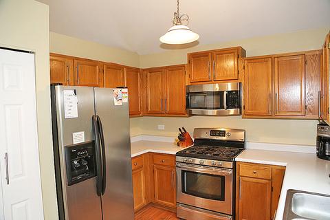 1464 Beaumont Cir, Bartlett, IL 60103 photo 7