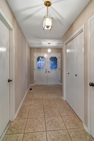 6513 Rodgers Dr, Willowbrook, IL 60527 photo 16