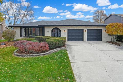 6513 Rodgers Dr, Willowbrook, IL 60527 photo 1