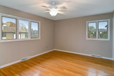 6513 Rodgers Dr, Willowbrook, IL 60527 photo 17