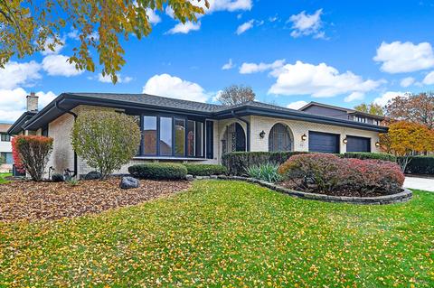 6513 Rodgers Dr, Willowbrook, IL 60527 photo 2