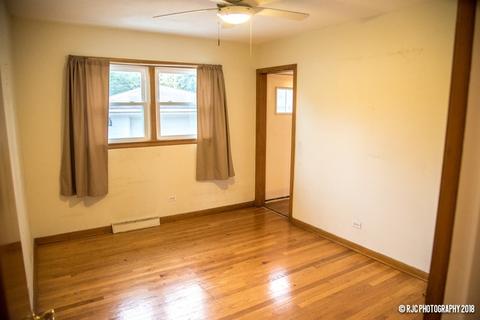 1854 Pine St, Des Plaines, IL 60018 photo 6