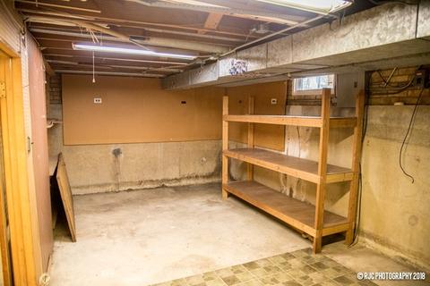 1854 Pine St, Des Plaines, IL 60018 photo 11