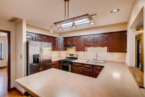 280 Mulford Ct, Elgin, IL 60120 photo 16