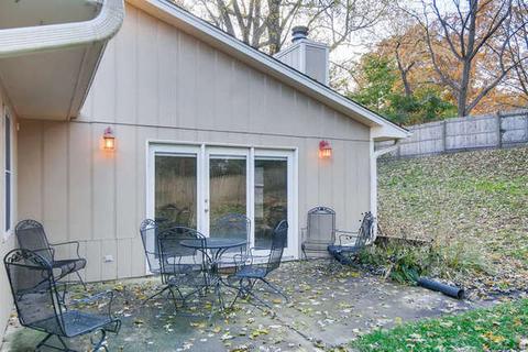 280 Mulford Ct, Elgin, IL 60120 photo 22