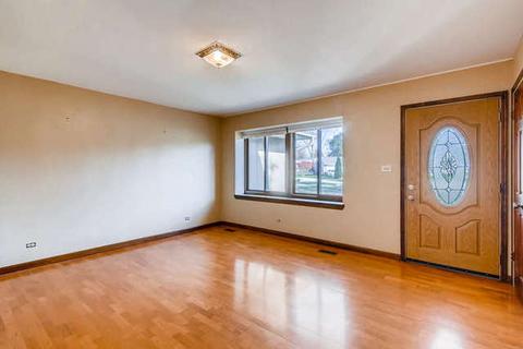 280 Mulford Ct, Elgin, IL 60120 photo 7