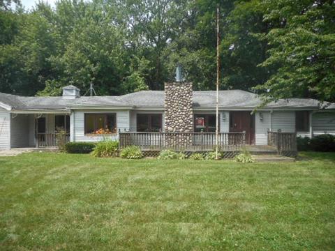 10058 N Meadow Ln, Des Plaines, IL 60016 photo 1