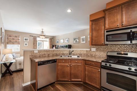 7524 Claridge Dr #D, Bridgeview, IL 60455 photo 5