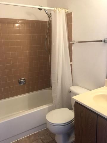 977 Old Oak Cir, Algonquin, IL 60102 photo 24