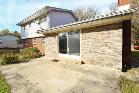 303 Andrew Ave, Dwight, IL 60420 photo 4