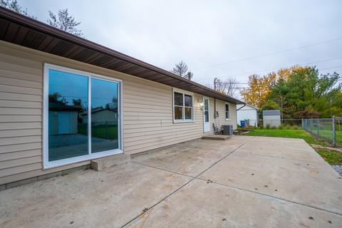 740 Mohawk Dr, Lowell, IN 46356 photo 8