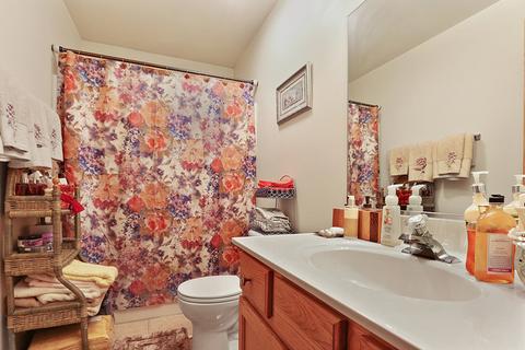 97 Devonshire Dr, Crete, IL 60417 photo 8
