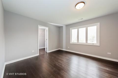2031 W Parkview Cir, Hoffman Estates, IL 60169 photo 13
