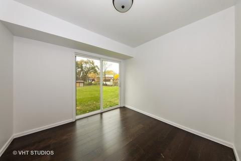 2031 W Parkview Cir, Hoffman Estates, IL 60169 photo 10