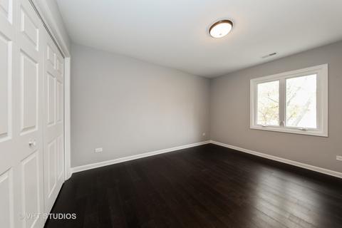 2031 W Parkview Cir, Hoffman Estates, IL 60169 photo 15