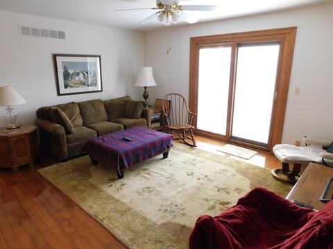 900 Tamarac Dr, Algonquin, IL 60102 photo 4