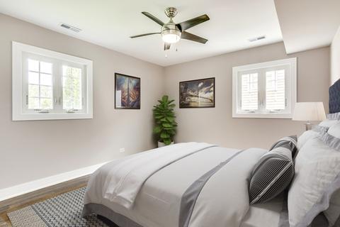 2873 Eisenhower Dr, Des Plaines, IL 60018 photo 9