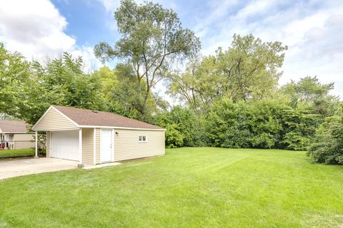 2873 Eisenhower Dr, Des Plaines, IL 60018 photo 19