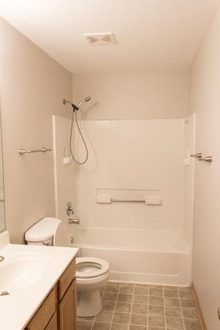 1926 Hemlock Dr, Mchenry, IL 60050 photo 23