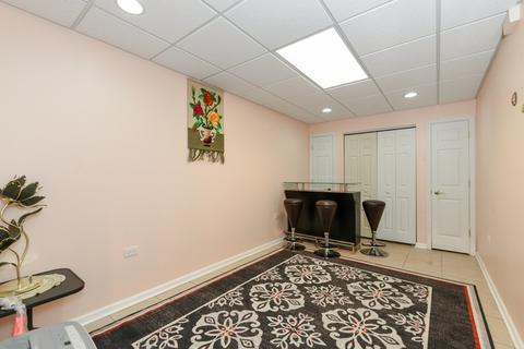689 E Nerge Rd, Roselle, IL 60172 photo 22