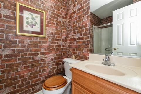 689 E Nerge Rd, Roselle, IL 60172 photo 25
