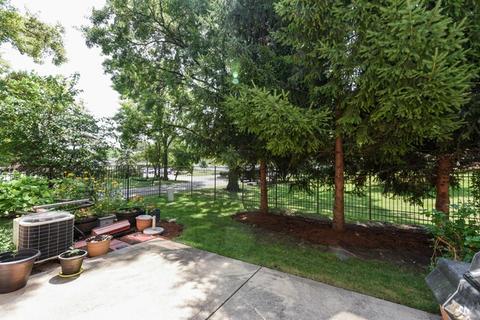689 E Nerge Rd, Roselle, IL 60172 photo 24