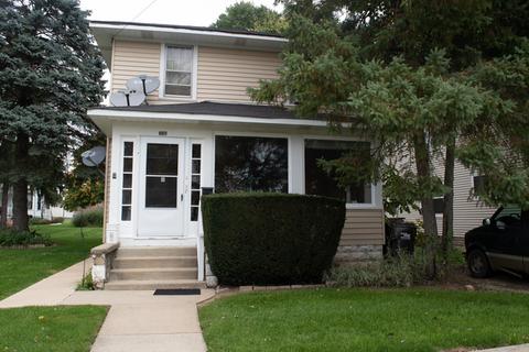 3606 Main St, Mchenry, IL 60050 photo 2