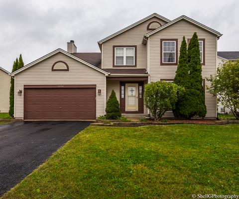 2006 Ridge Moor Dr, Plainfield, IL 60586 photo 1