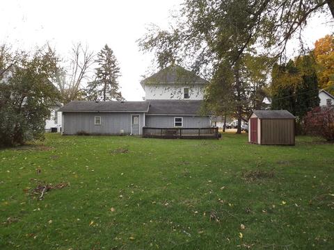 355 E Center St, Sheldon, IL 60966 photo 2